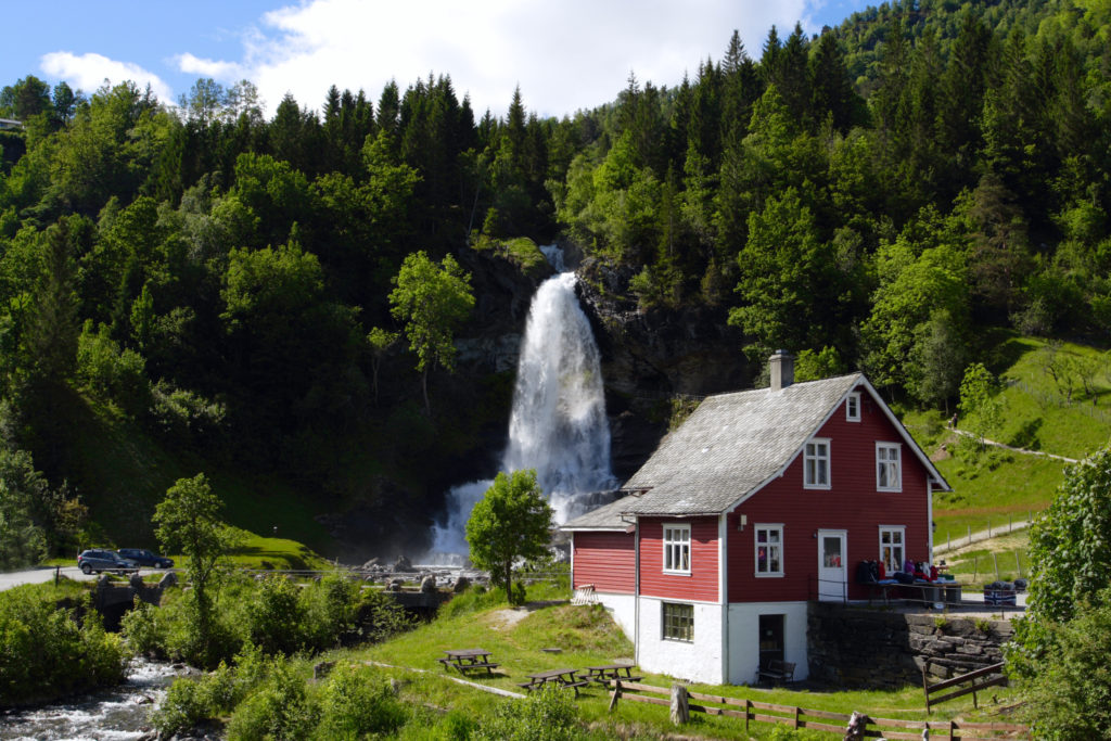 Cascata Steindalsfossen