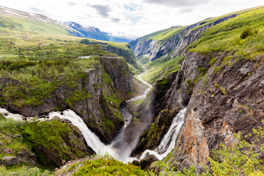 Voringsfossen é a cascata mais famosa da Noruega